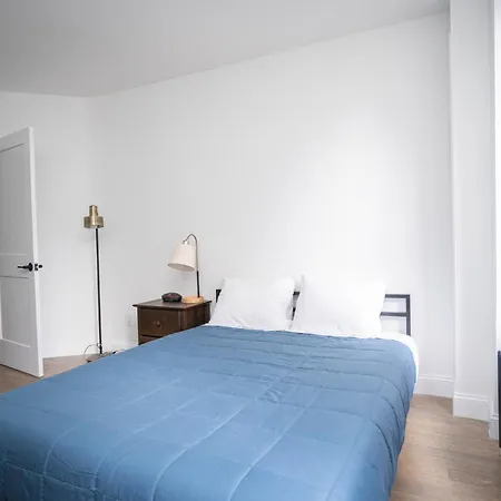 Chelsea South 30 Day Stays