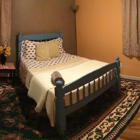 Beautiful Near Jfk And Close To Laguardia Airports *