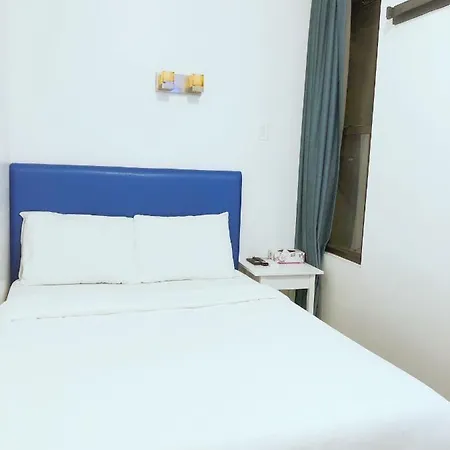 Hotel 837