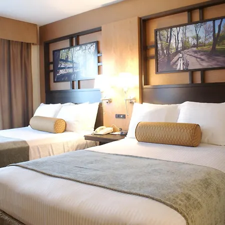 Hotel Western Queens Gold Coast 3*
