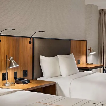 La Quinta By Wyndham Time Square South