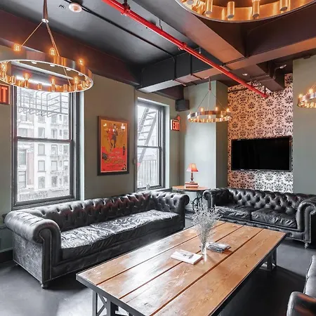 The Bowery House Hostel *