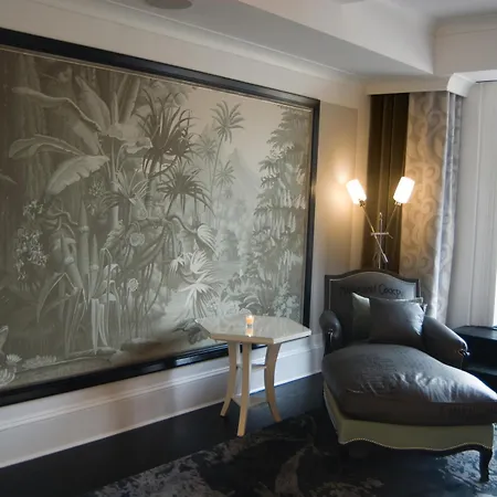 Hotel The Surrey, A Corinthia 5*