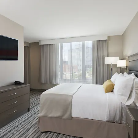 Wyndham Garden Laguardia South 3*