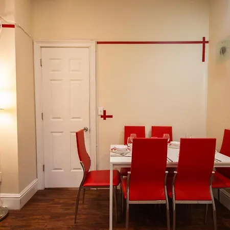 - 2 Bedroom In Midtown New York