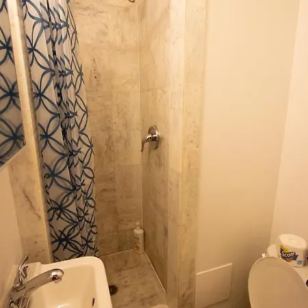 Apartment - 2 Bedroom In Midtown