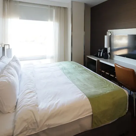 Wyndham Garden Fresh Meadows Flushing Hotel