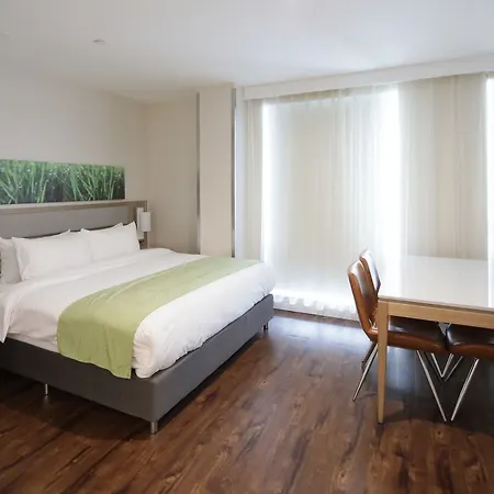 Hotel Wyndham Garden Fresh Meadows Flushing