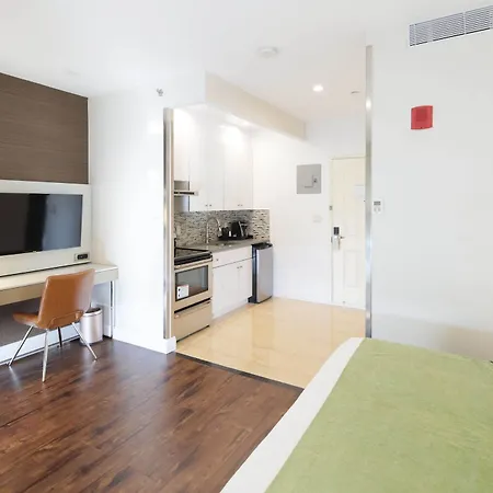 Wyndham Garden Fresh Meadows Flushing Hotel