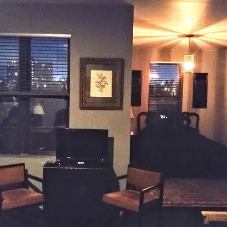The Gallery House Hotel 2*