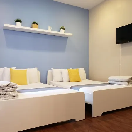 Apartment Broadway