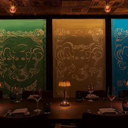 Hotel Moxy Nyc East Village 3*
