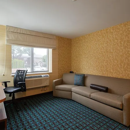 Hotel Fairfield & By Marriott Queens/fresh Meadows 3*