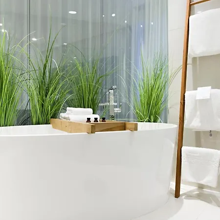 Dream Midtown, By Hyatt Hotel 4*