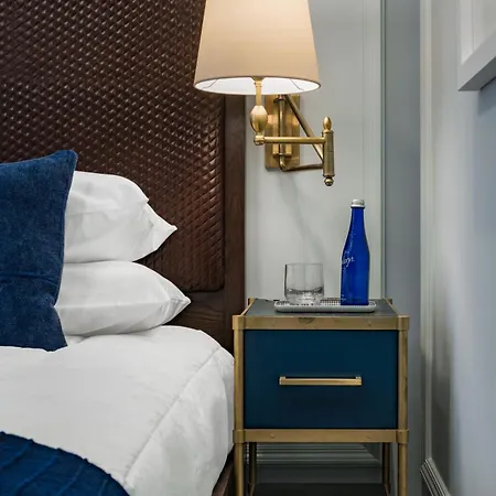 Merrion Row And Public House 4*