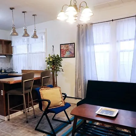 Your Nyc Base - Mins To Airport & Subway