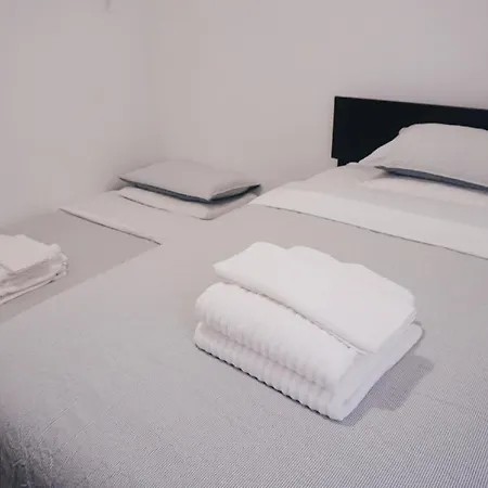 Your Nyc Base - Mins To Airport & Subway Guest house *