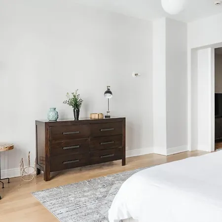 East 72nd Townhouse By Onefinestay