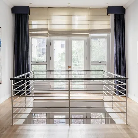 East 72nd Townhouse By Onefinestay Apartment