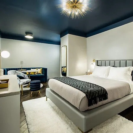The @ 3* New York