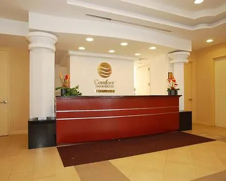 Comfort & Laguardia Airport Hotel