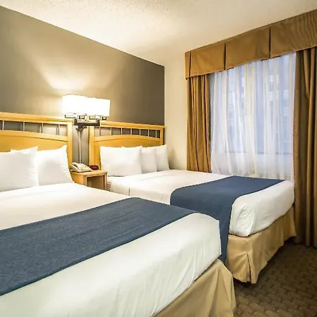 Hudson River Hotel