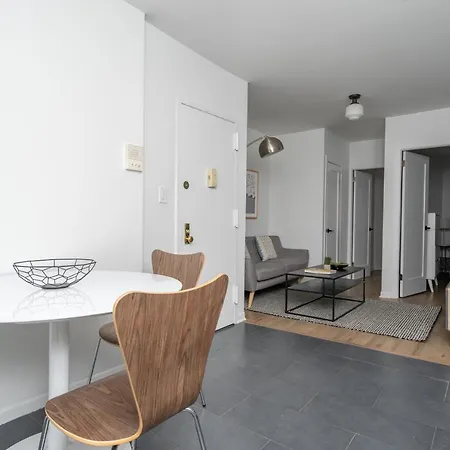 Chelsea South 30 Day Stays *