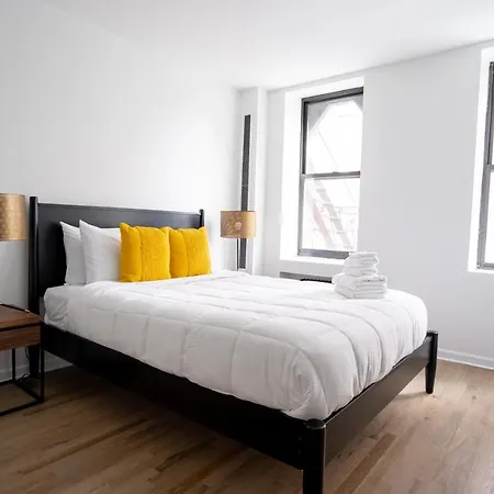 Apartment Chelsea South 30 Day Stays *