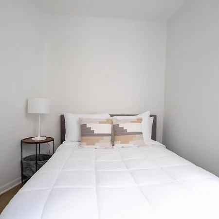 Apartment Chelsea South 30 Day Stays *
