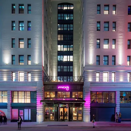 Moxy Nyc Times Square 3*