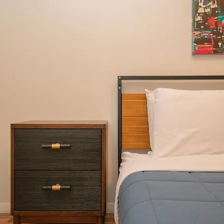Hells Kitchen 30 Day Apartment New York