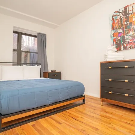 Apartment Hells Kitchen 30 Day *
