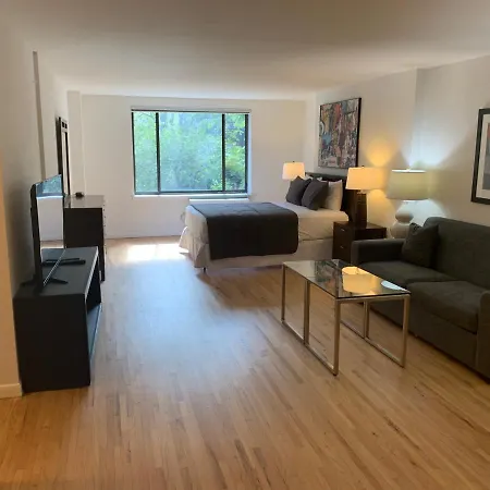 Lenox Hill 30 Day Stays Apartment