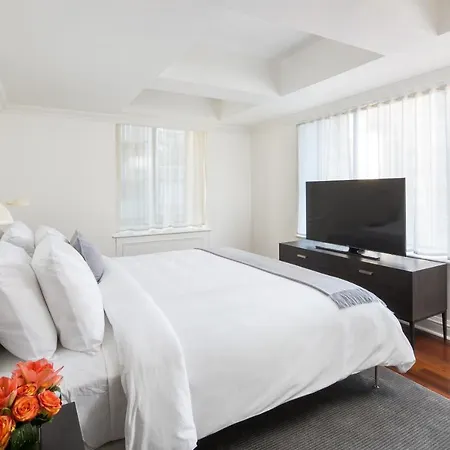 Aka Sutton Place Aparthotel 4*