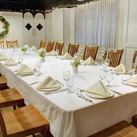 Hotel Roger Smith By Suiteness 3*