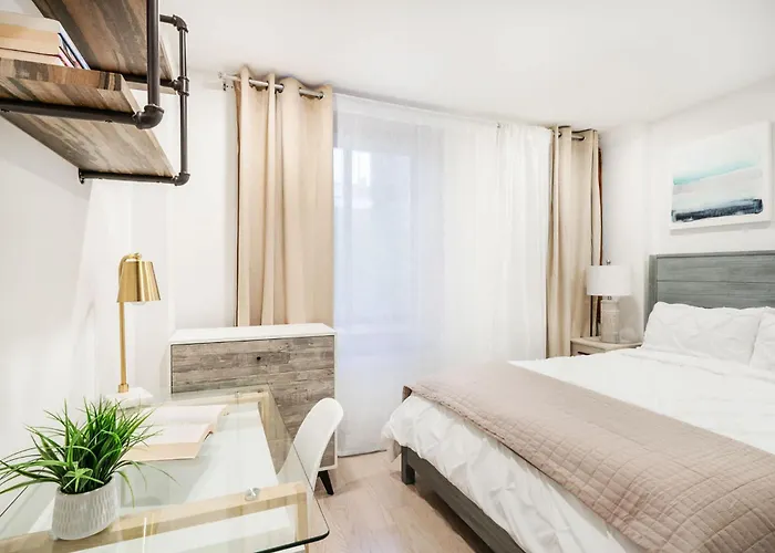 75-1A New Prime Ues W D In Unit Elevator