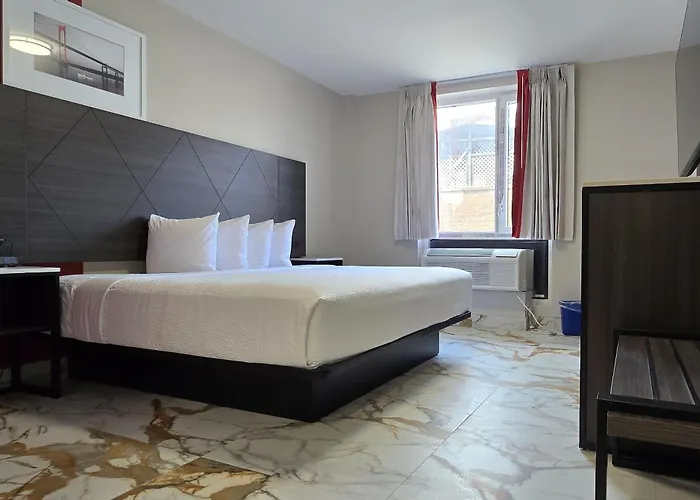 Ramada By Wyndham Brooklyn Empire Blvd