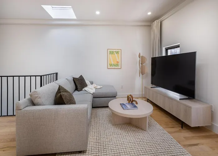 Condo-Hotel Near Bedford Ave L-Subway