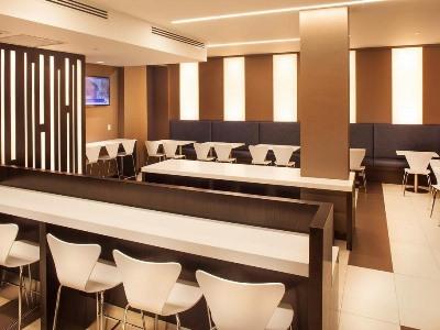 46 Times Square Hotel 3*