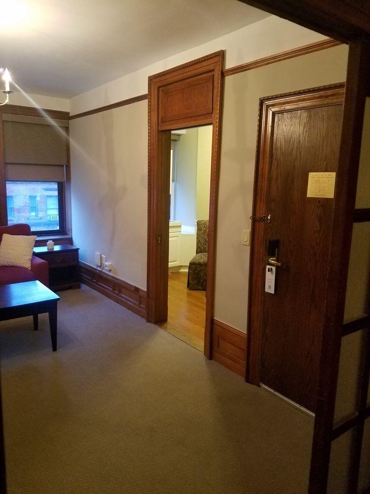 Wales Hotel New York