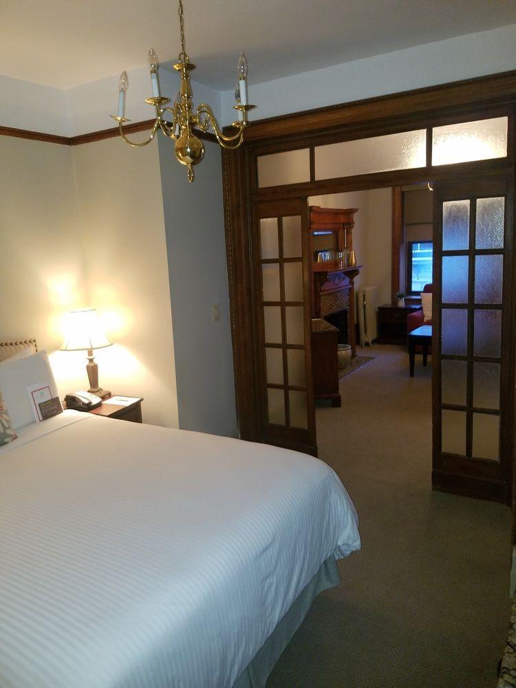 Hotel Wales New York