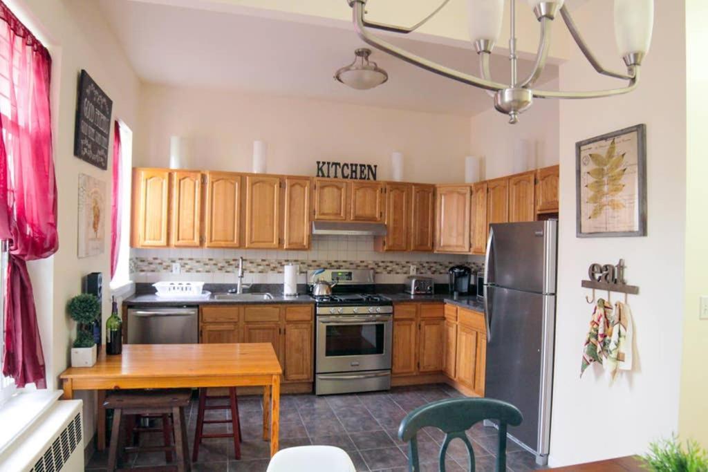 Elegant And Comfortable *