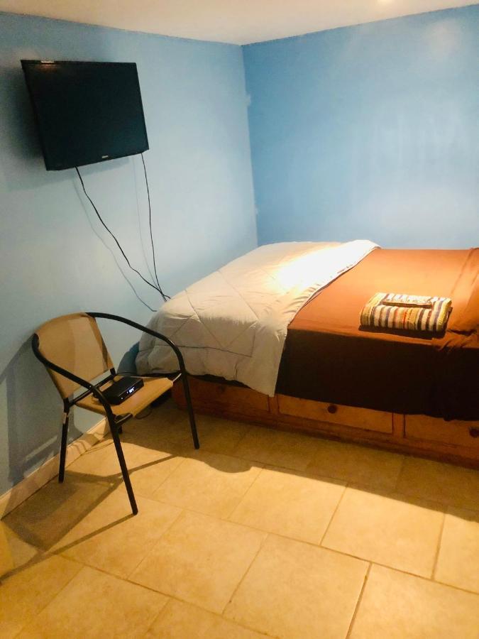 Brooklyn Blue House Hotel *