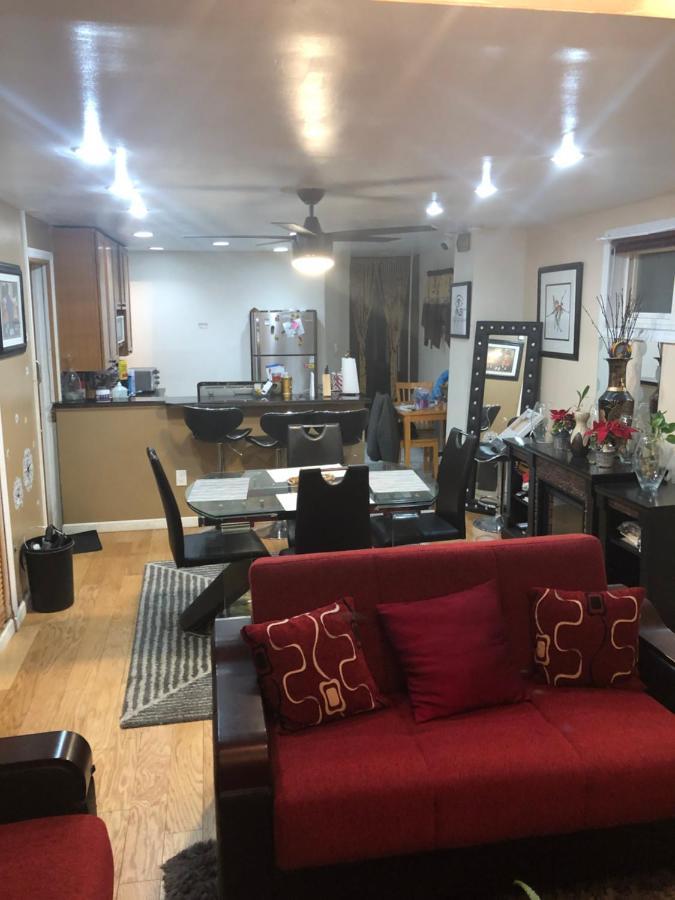 Hotel Brooklyn Blue House