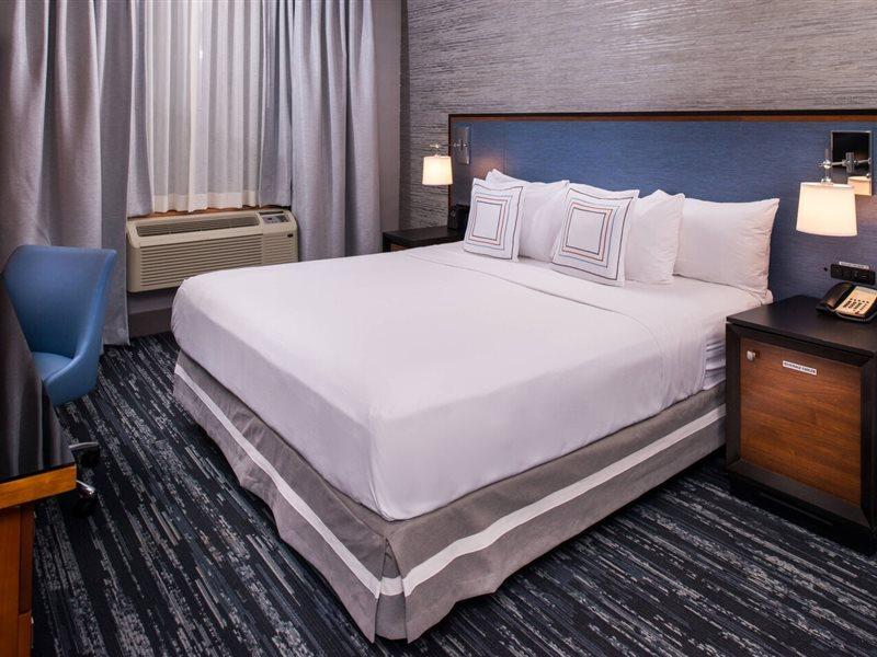 Hotel Fairfield By Marriott Manhattan Times Square 4*