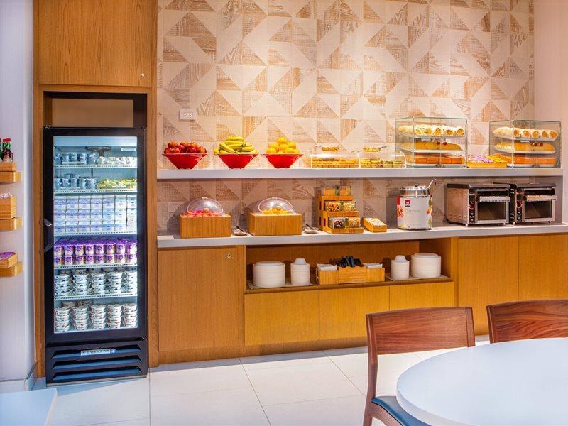 Hotel Fairfield By Marriott Manhattan Times Square