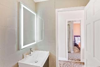 Wingate By Wyndham Long Island 3*