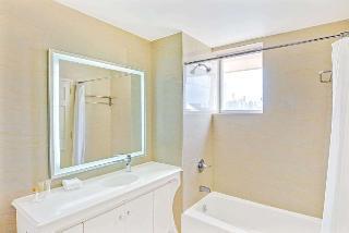 Wingate By Wyndham Long Island 3* New York