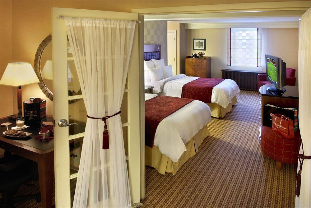 Marriott East Side 4*