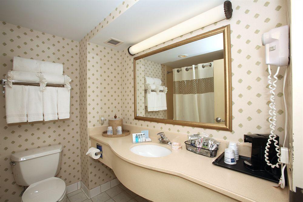 Hampton Ny-jfk Hotel 3*